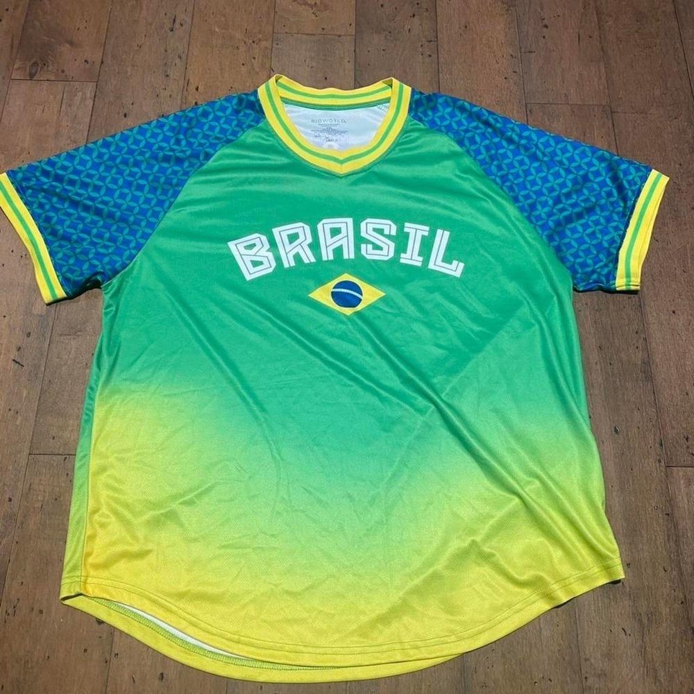 Brazil green and yellow soccer futbol jersey Size XXL